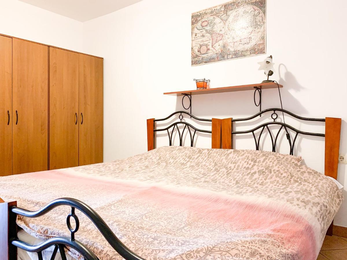 Apartmani Sincic Pula Eksteriør billede